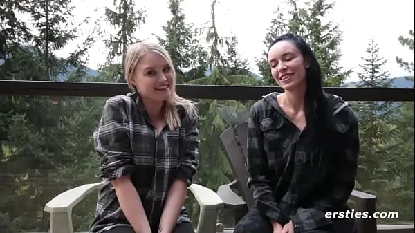 أفلام ساخنة Ersties: Hot Canadian Girls Film Their First Lesbian Sex Video دافئة