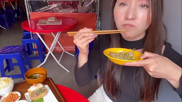 گرم I cycle around Tokyo and eat Korean food in Shin-Okubo گرم فلمیں