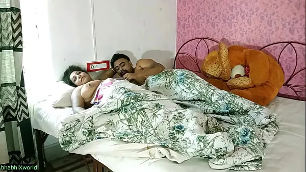 Menő Indian hot wife secret sex with Office BOSS! Hot Sex meleg filmek