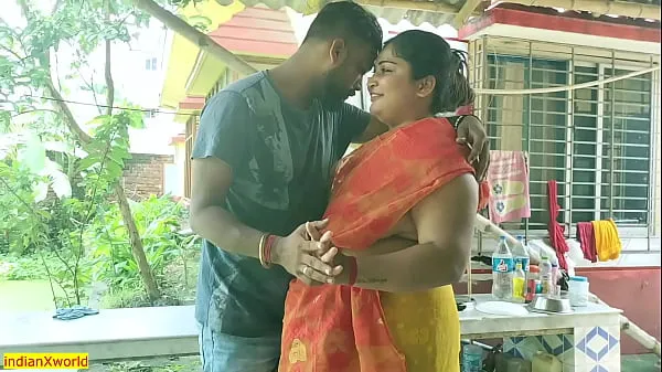Hot bhabhi premier rapport sexuel avec le nouveau devar! Sexe chaud indien T20 Films chauds