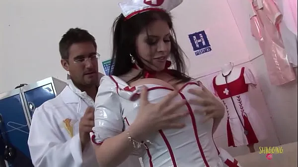 Hot Having a big ass is an issue for the brunette milf who cannot get into her nurse outfit warm Movies
