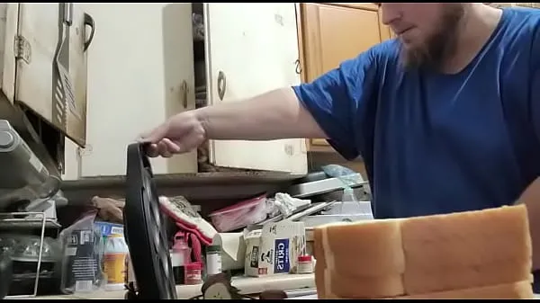 Heta Grilled Cheese Sandwiches Cut With My 14 Inch Fat Daddio Bread/Cake Knife varma filmer