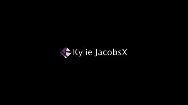 Vroči Caught Looking Up My Satin Skirt - Kylie Jacobs topli filmi