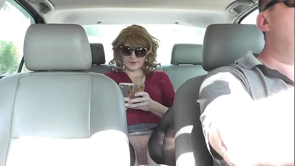 Žhavé Milf sexy mommy Frina got into taxi and forgot to wear panties under skirt. Taxi driver is watching. Naked in public. Publicly. No panties. Without panties žhavé filmy