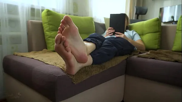 گرم Sexy Teen Amateur Shows Off Her Bare Soles Foot Fetish گرم فلمیں