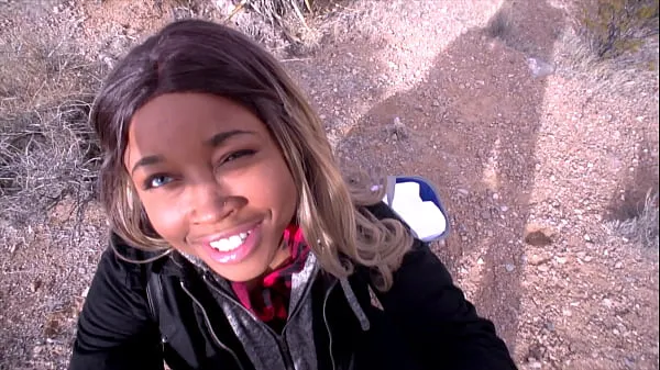 Hete Couple hiking have fun in the Hot Desert Interracial Outside Blowjob warme films