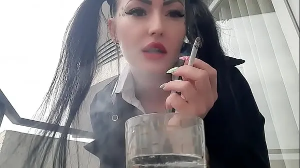 热Smoking fetish. Dominatrix Nika smokes sexy and spits into a glass. Imagine that this glass is your mouth, and you are just an ashtray for Mistress温暖的电影