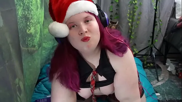 Hot Fat Christmas Shemale Builds a Ginger Bread House Then Cumshots and Eat Closeup warm Movies