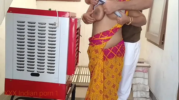 Hot Indian XXX Cooler repair man fuck in hindi warm Movies