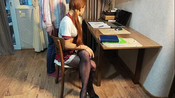 Hotte A young whore decided to taste the penis of her math teacher. [TRAILER varme film