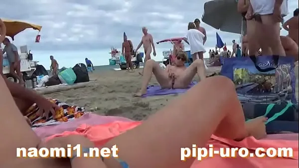 Películas calientes chica masturbarse en la playa cálidas