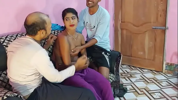 뜨거운 Amateur threesome Beautiful horny babe with two hot gets fucked by two men in a room bengali sex ,,,, Hanif and Mst sumona and Manik Mia 따뜻한 영화