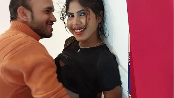 گرم Beautiful woman hiring hot sex Hardcor fuck Deshi couple .... Mst sumona and Manik Mia گرم فلمیں