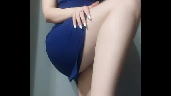 Slut Wife Shows New Dress. But the husband will not take it off Film hangat yang hangat