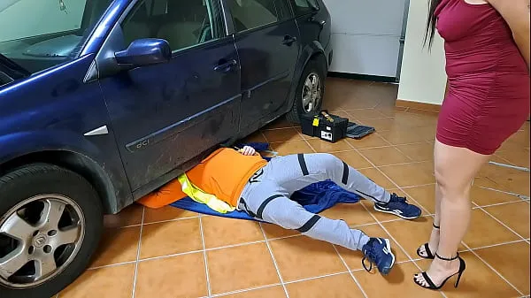 Nóng Horny wife fucks the mechanic Phim ấm áp