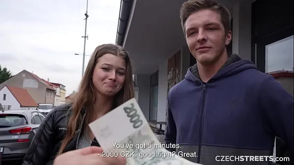 CzechStreets - He allowed his girlfriend to cheat on him Filem hangat panas