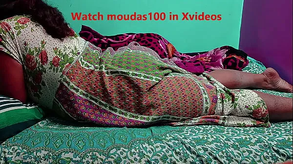 뜨거운 Kolkata MOU Bhabi Getting Body Massage | Gandwali Bengali Bhabi 따뜻한 영화