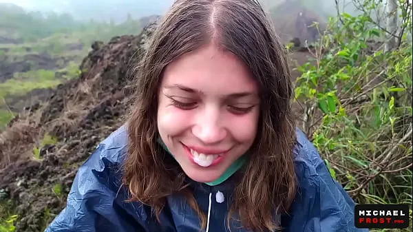 The Riskiest Public Blowjob In The World On Top Of An Active Bali Volcano - POV Film hangat yang hangat