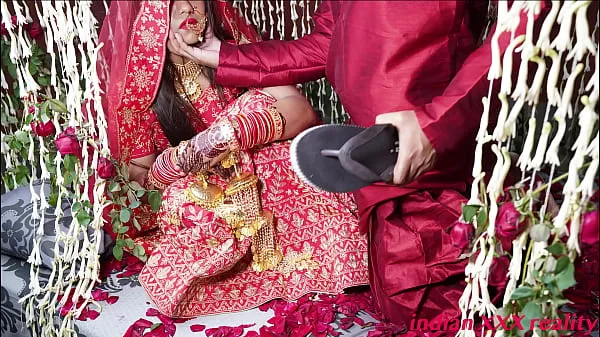Film caldi Indian Shaadi Suhagrat Matrimonio Luna di miele XXX Chudai in hindicaldi