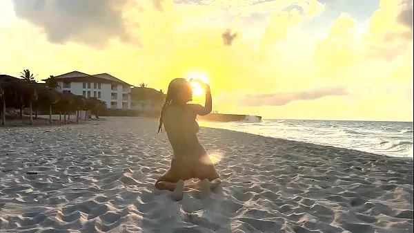 گرم Monika Fox Swims In Atlantic Ocean And Poses Naked On A Public Beach گرم فلمیں