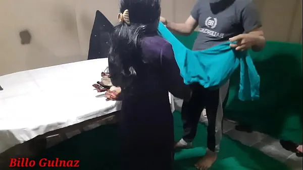 뜨거운 Indian bhabhi Seduces ladies tailor for fucking with clear hindi audio, Tailor Fucking Hot Indian Woman at his Shop Hindi Video, desi indian bhabhi went to get clothes stitched then tailor fucked her 따뜻한 영화