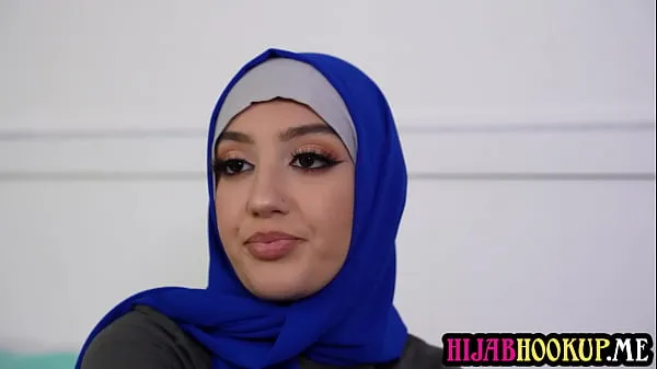 Hot HijabHookup.Me - Bubble butt Middle Eastern muslim teen needed to be cheered up with cock warm Movies