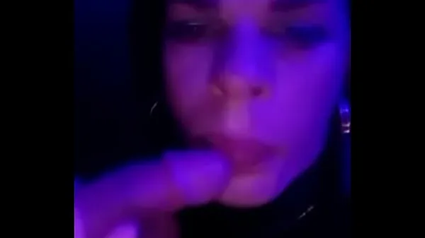 Hotte White girl cdzinha mama tasty the male's dick until it's hard to fuck her nice varme filmer