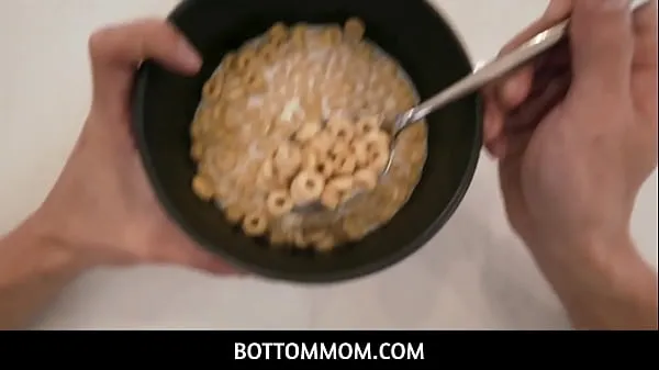 Hot BottomMom - Perfect blowjob for the breakfast by wet stepmom with big tits Emmy Demure warm Movies