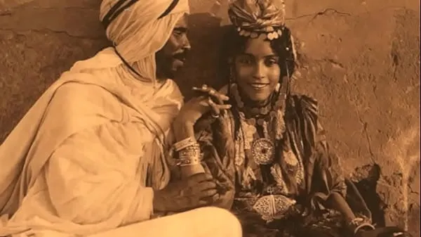 ภาพยนตร์ยอดนิยม A Night In A Moorish Harem by Lord George Herbert เรื่องอบอุ่น