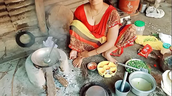 Hot The was making roti and vegetables on a soft stove and signaled warm Movies