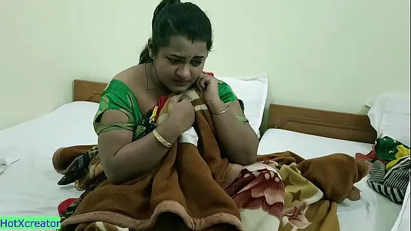 Film caldi Bella moglie indiana fa sesso con il marito impotentecaldi