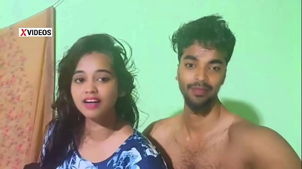 Film caldi La più bella coppia universitaria di Desi video chudai molto duro con chiari discorsi in hindicaldi
