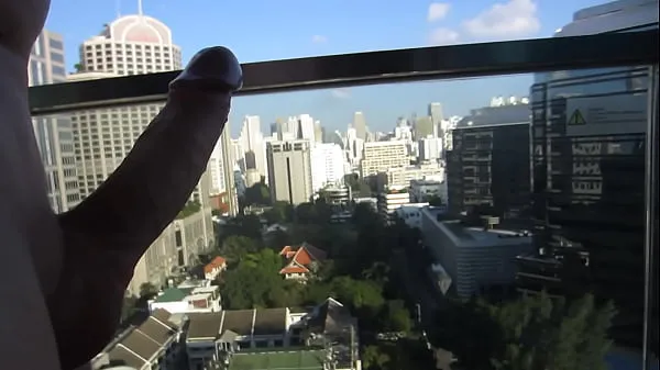 Hotte Expose myself on a balcony in Bangkok varme filmer