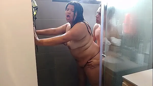 Menő He seduces me so he can take a shower with me and take advantage of the fact that I'm naked, he starts touching my pussy and my big ass with his hands until I get horny, what a sexy porn video we recorded as an amateur couple meleg filmek