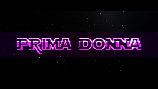 Hotte Thick Ass Prima Donna Taking hard Backshots varme filmer