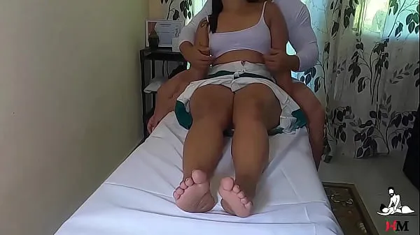 Married woman screaming and enjoying a tantric massage Film hangat yang hangat