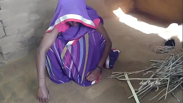 أفلام ساخنة Husband enjoyed full masti with wife in purple saree real Indian sex video real desi pussy دافئة