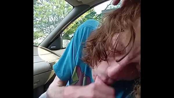 Sıcak sucking off my 20yo buddy again in his car Sıcak Filmler