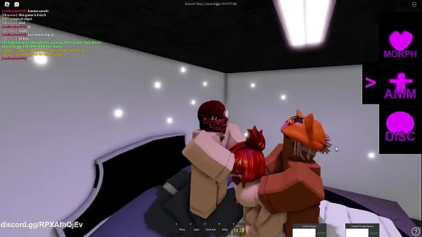 Hotte Some random girl gets threesome in roblox varme filmer