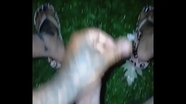 Hot Sexy feet and juicy cumshot outside warm Movies