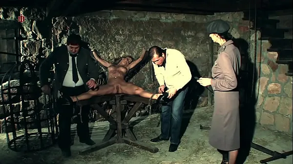 Sıcak Cassandra - horny blonde slut is strapped to the chair and tickled (TRAILER Sıcak Filmler