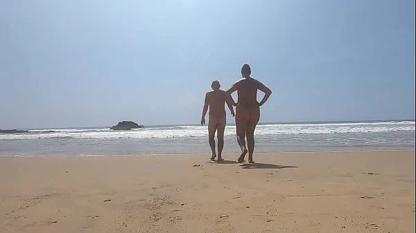أفلام ساخنة At nudist beach دافئة