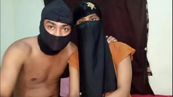 Heiße Video einer bangladeschischen -Freundin, hochgeladen von ihrem Freundwarme Filme