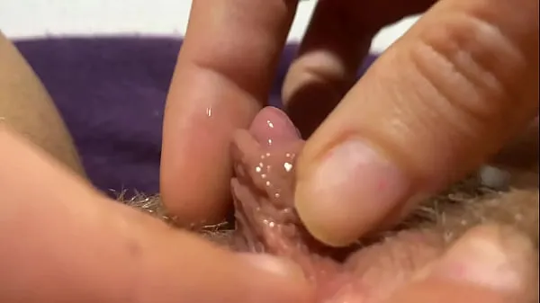 Film caldi enorme clitoride che si masturba orgasmo primo piano estremocaldi