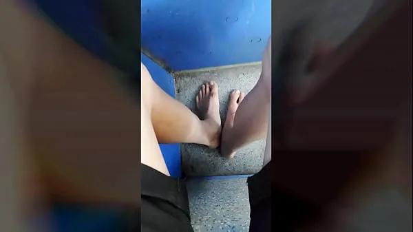 Vroči Twink walking barefoot on the road and still no shoe in a tram to the city topli filmi