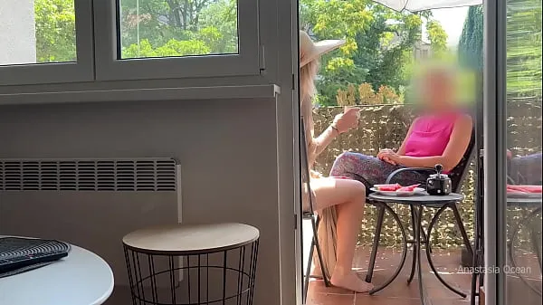 أفلام ساخنة My husband is jerking off and cum in front of my stepmom a while we talk on balcony دافئة