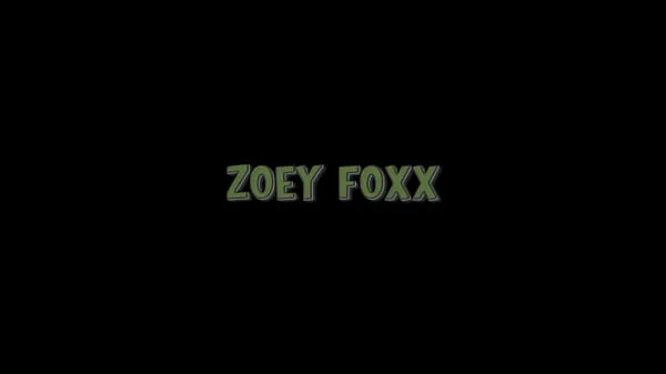Film caldi Zoey Foxx Does Splits On Rock Hard Cockscaldi