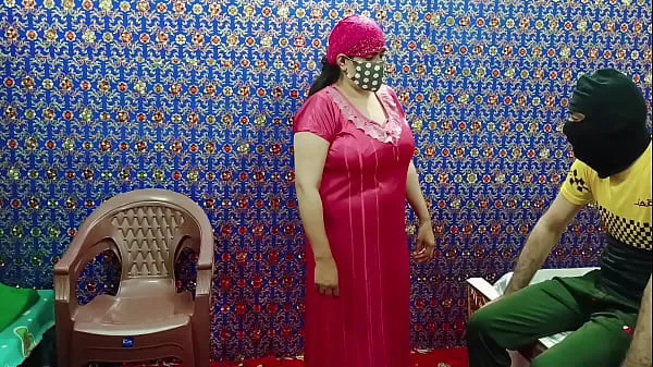 Películas calientes Indian Tailor Boy Sex with Big Tits Bhabhi cálidas