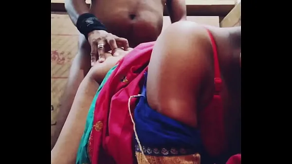Gorące Indian friend's wife fucked by Village an amazing figure that i ever seen. She cums twiceciepłe filmy