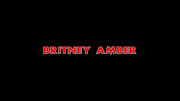 Nóng Britney Amber Takes A Big Raw Cock Phim ấm áp